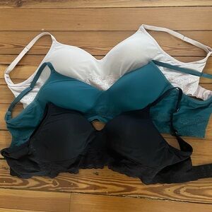 Natori Bliss Perfection wireless bra bundle, black, teal and soft rose. 34DD